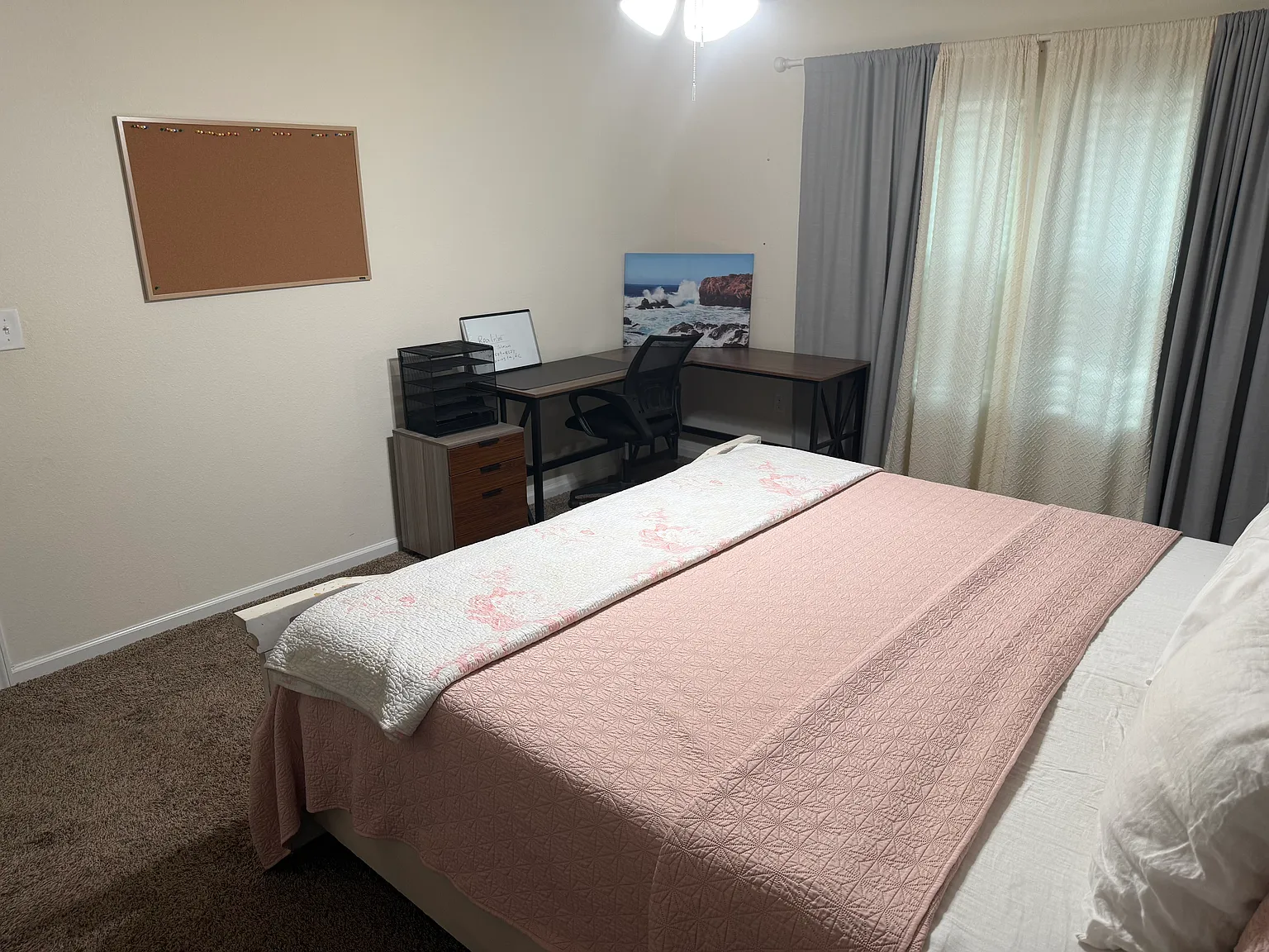 3 bed, 2276 sqft, $2,200 — Photo 4