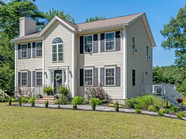 447 Ashby Rd, Ashburnham, MA 01430