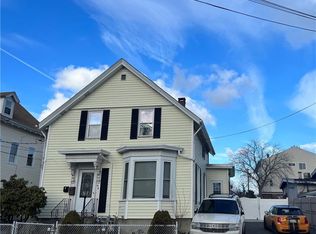 44 Laurel St, Pawtucket, RI 02860