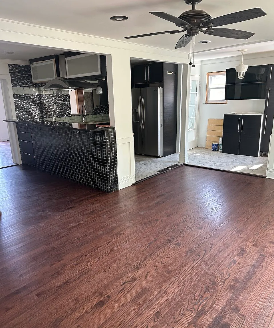 5 bed, 1800 sqft, $2,950 — Photo 4