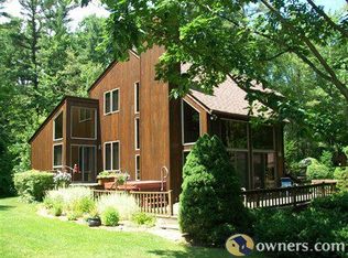 7070 Trumble Ln, Saint Clair, MI 48079