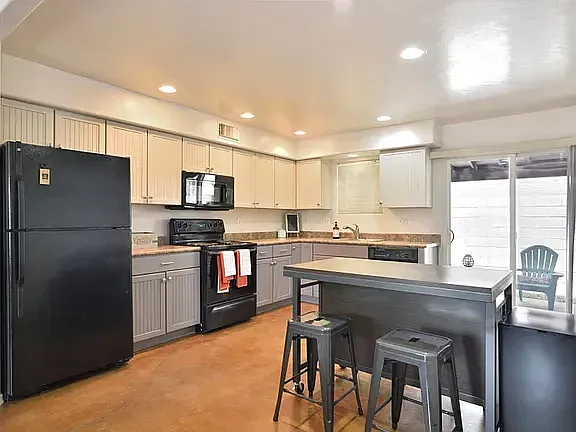 Sahuaro Point Villas — Photo 16
