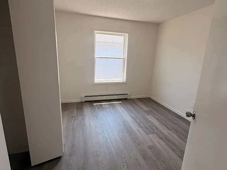 23 Dewitt St #2 — Photo 3