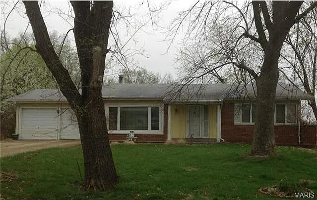 715 Wingan Ln photo 1