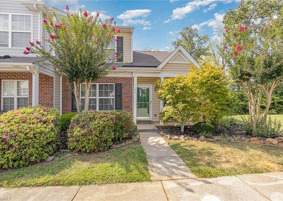 1st image of 1120 Oak Blossom Way