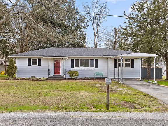 3rd image of 6010 Ridgeview Cir