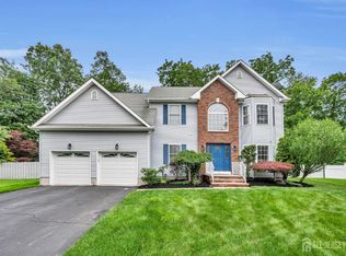 10 Rauer Ct, South Plainfield, NJ 07080