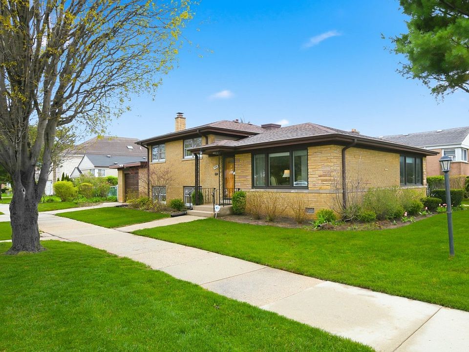 1st image of 3955 W Greenleaf Ave
