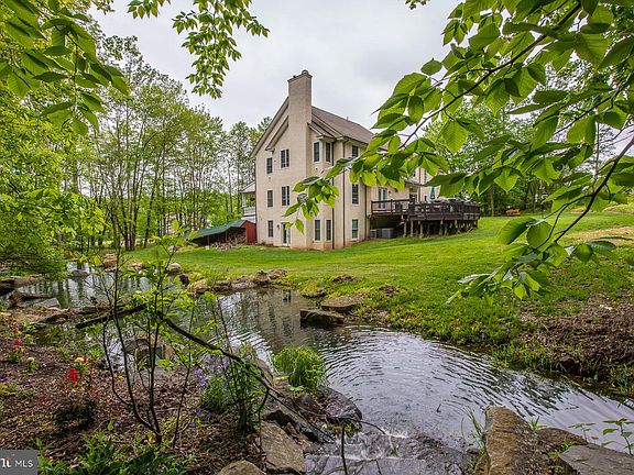 4th image of 1502 Fawn Ln