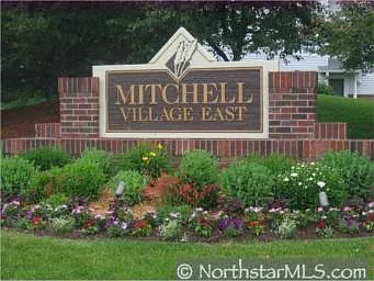 2 bed, 1.5 bath, 1532 sqft, $2,300 — Photo 2