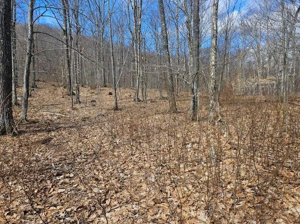 476 Day Mountain Road, Temple, ME 04984