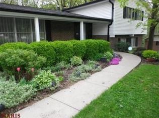 11134 Leisure Ln, Saint Louis, MO