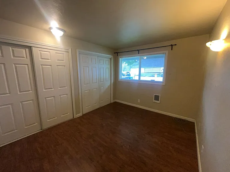 445 S Main St #1-15 — Photo 7