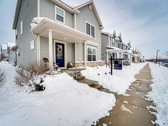 3rd image of 2889 Humes Ln