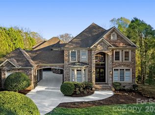 9805 Strike The Gold Ln, Waxhaw, NC 28173