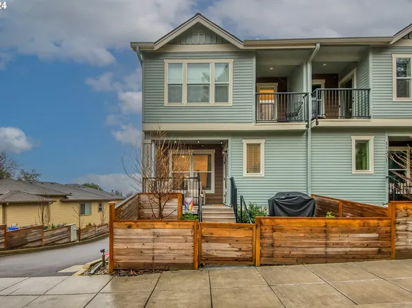 11335 SW Capitol Hwy, Portland, OR 97219
