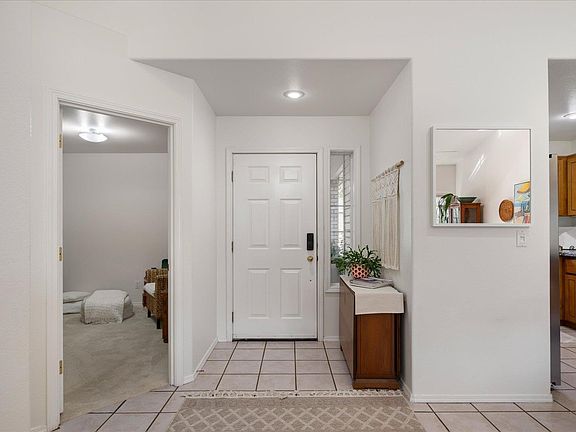 4th image of 105 Innisbrook Ln