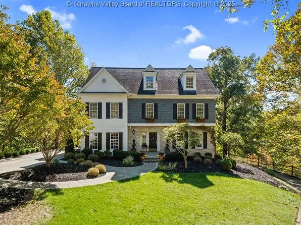 5 Hermitage Rd, Charleston, WV 25314