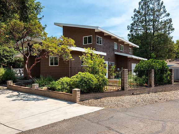 4th image of 675 Plum Drive