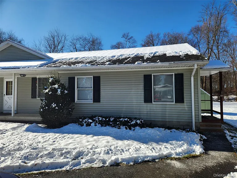 63 Jefferson Rd #A — Photo 1