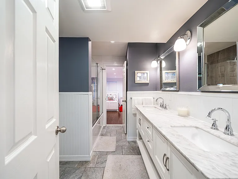 909 Willow Ave #1 — Photo 9