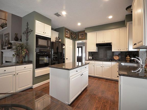 5th image of 1105 Osprey Ct