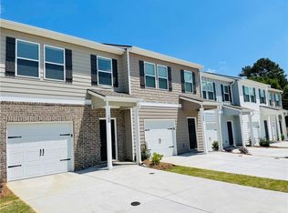 121 Village Green Dr #163, Adairsville, GA 30103