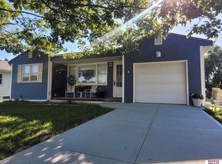 2430 S 46th St, Omaha, NE 68106