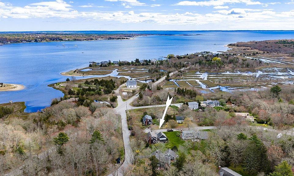 1st image of 10 Old Mattapoisett Neck Rd
