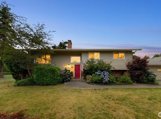 2721 McLeod Rd, Bellingham, WA 98225