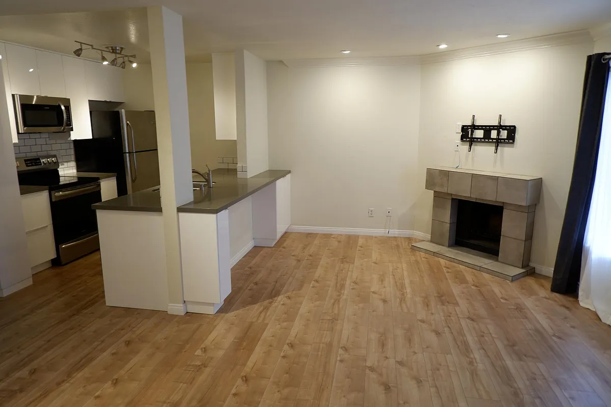 Building Photo - 3770 Grim Ave #1