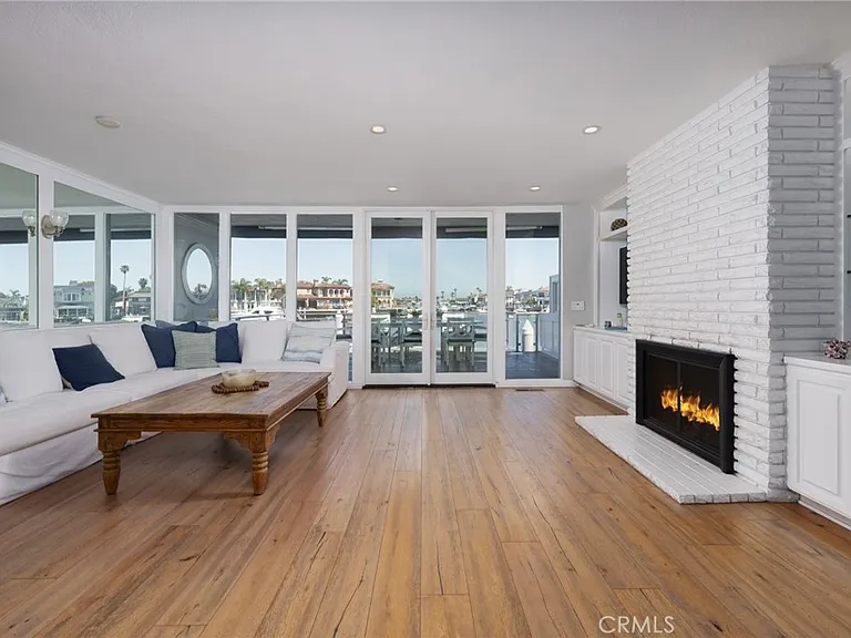4021 Aladdin Dr — Photo 3
