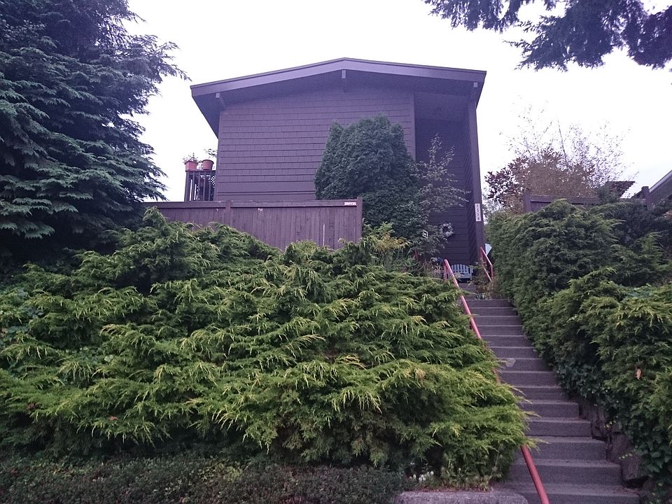 1st image of 1519 5th Ave W APT 5