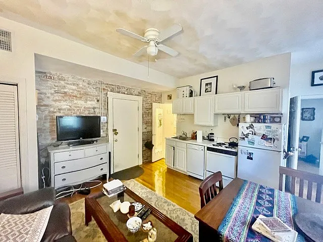 346 North St #9 — Photo 6