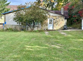 5436 Reynolds Rd, Marlette, MI 48453