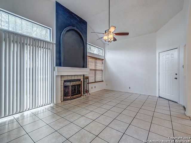 1st image of 10219 Barron Fld