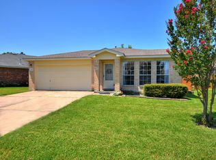 2803 Monika Ln, Taylor, TX 76574