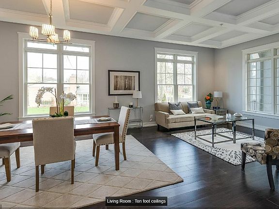 5th image of 9814 Fernwood Rd