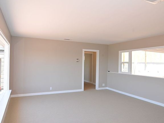 2nd image of 3500 Lavell Dr