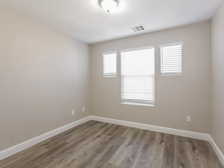 8735 Le Agavi Ct — Photo 11