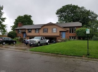 2125 Lake Glen Ct, Centerville, OH 45459