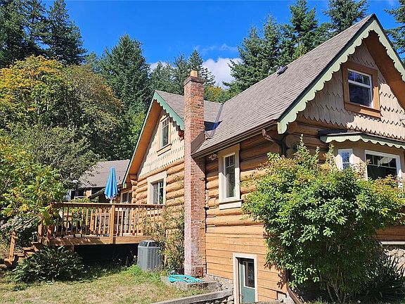 4th image of 5162 Sooke Rd