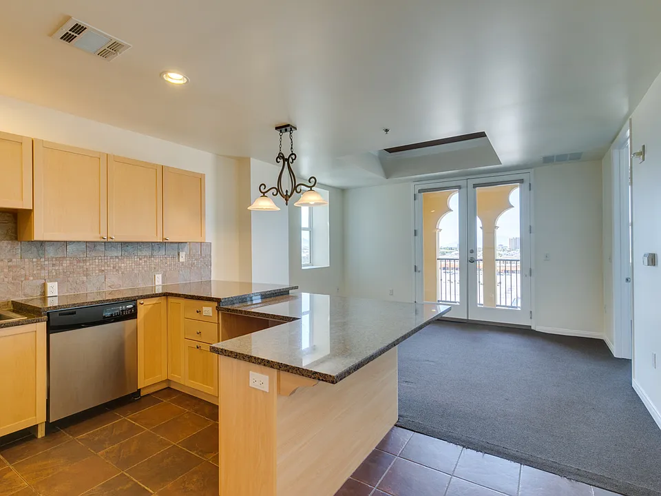 2405 W Serene Ave #823