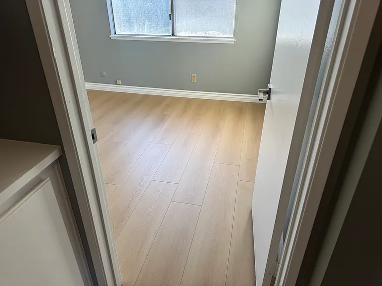 770 Hartford Ln — Photo 24