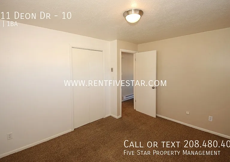 1011 Deon Dr #10 — Photo 13