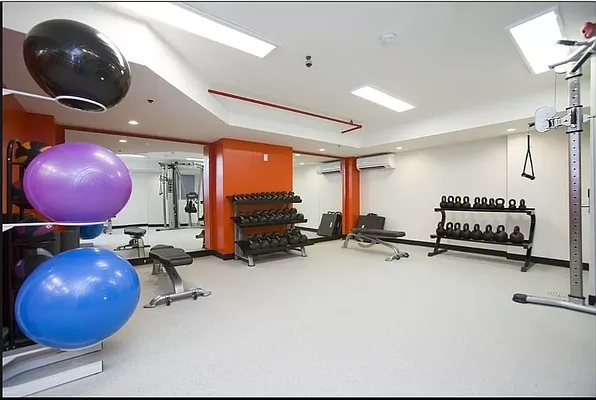 Rented by REAL New York | media 7