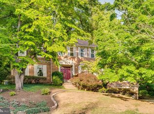 2008 Mason Hill Dr, Alexandria, VA 22307