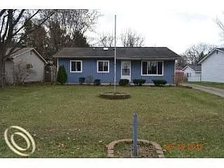 1032 Depot St photo 1