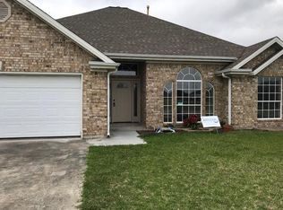 6531 Ryann Ln, Groves, TX 77619