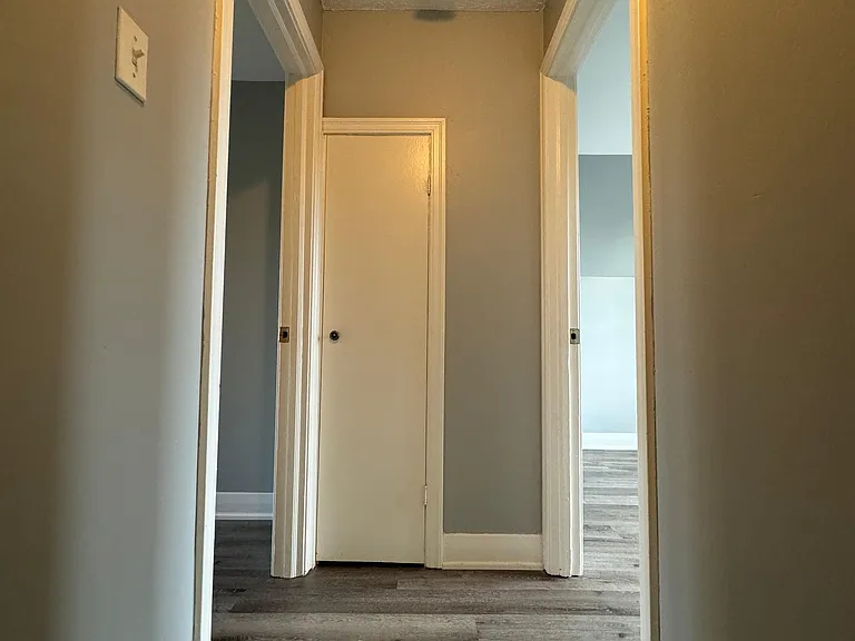 83 Park Ave — Photo 10